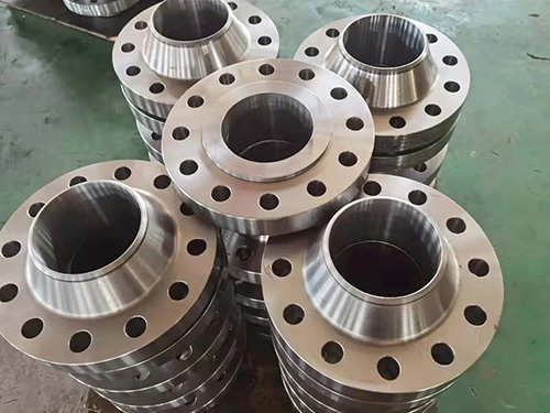 High pressure flange